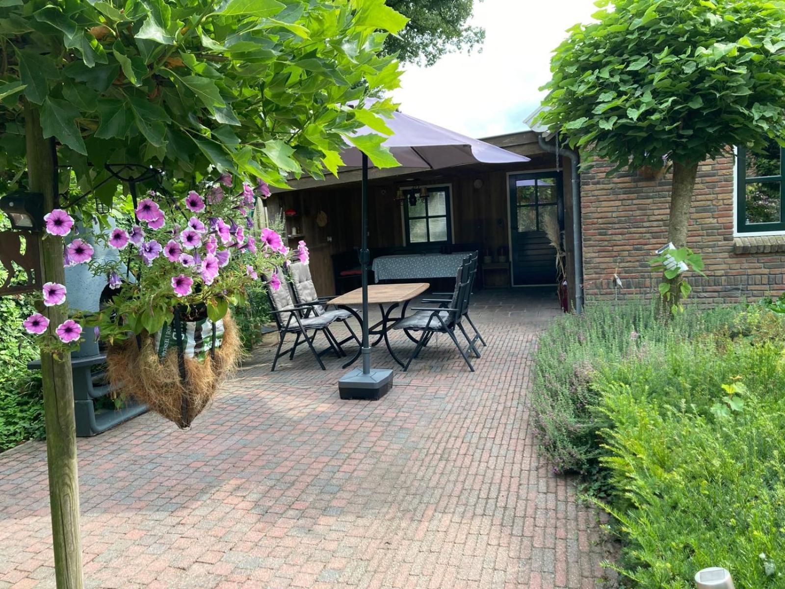B&B Erve Moeskert Geesteren  Buitenkant foto